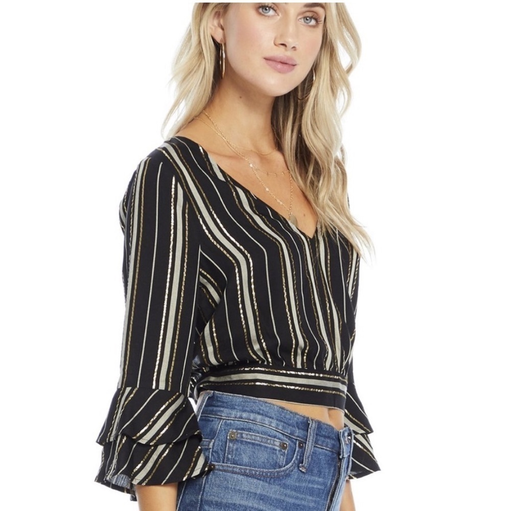 🖤Saltwater Lux, Flirty & Fun, Open-Back Top,Gold Metallic Threading, M
